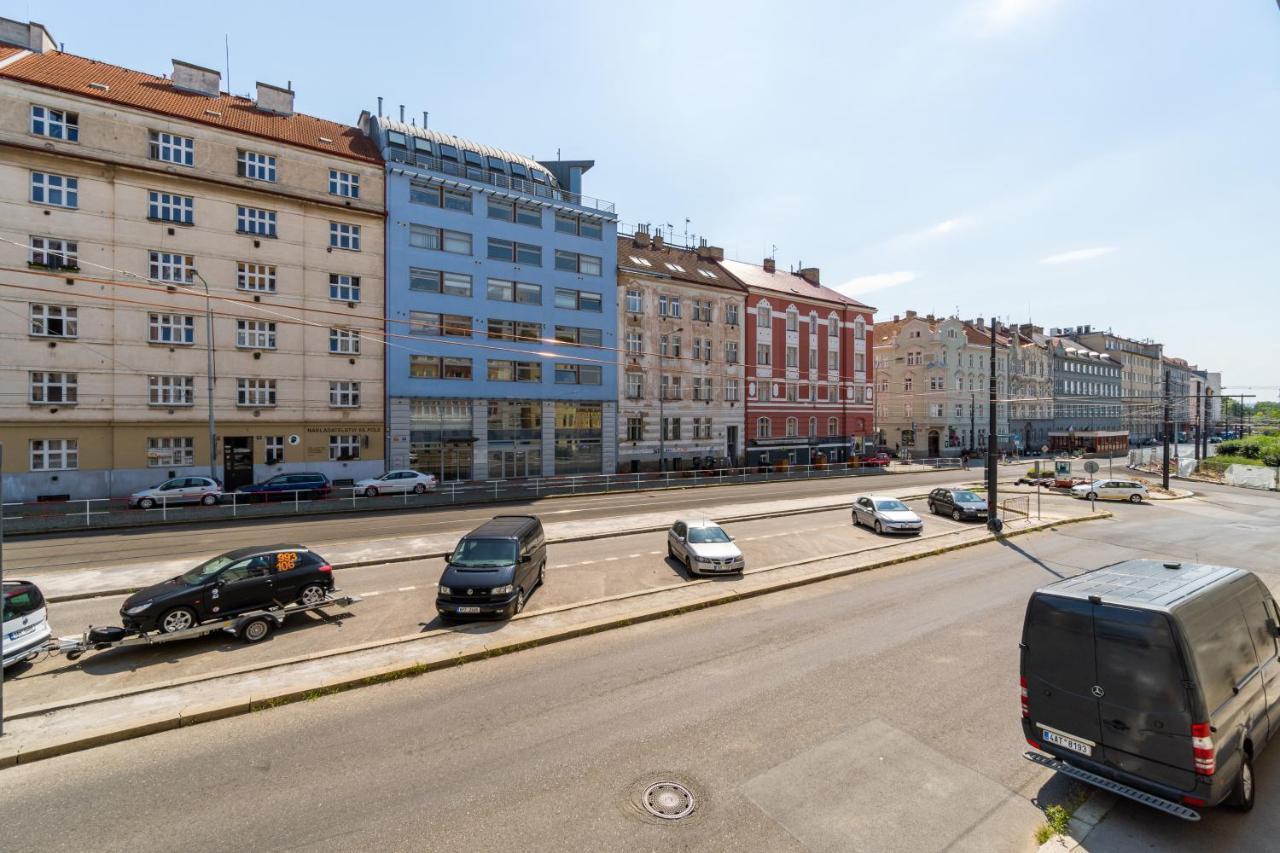 Brand New Studio Apartment #21 With Free Secure Parking In The Center Prague Extérieur photo